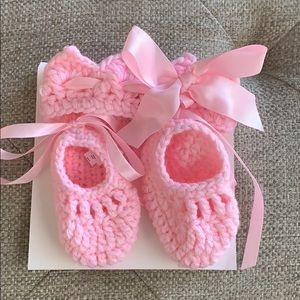 Mudpie Booties & crown